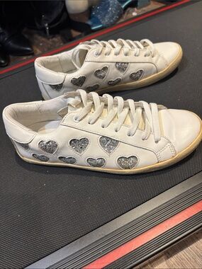 Essentiel Antwerp White Leather Heart-Accent Sneakers - Silver Glitter